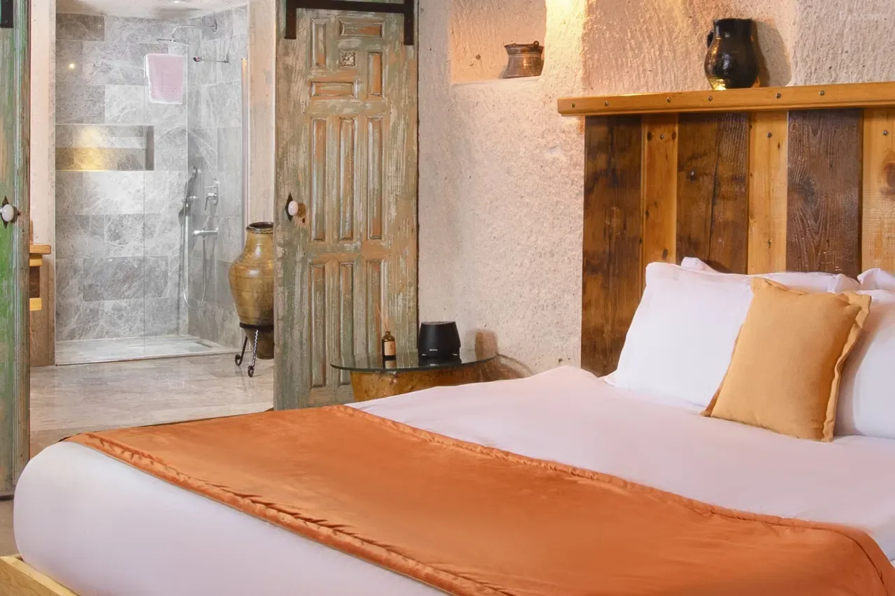 Galeri (En az 5 adet fotoğraf yüklemeniz gerekmektedir.)