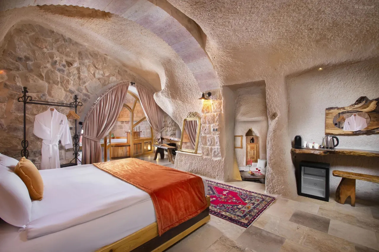 Galeri (En az 5 adet fotoğraf yüklemeniz gerekmektedir.)