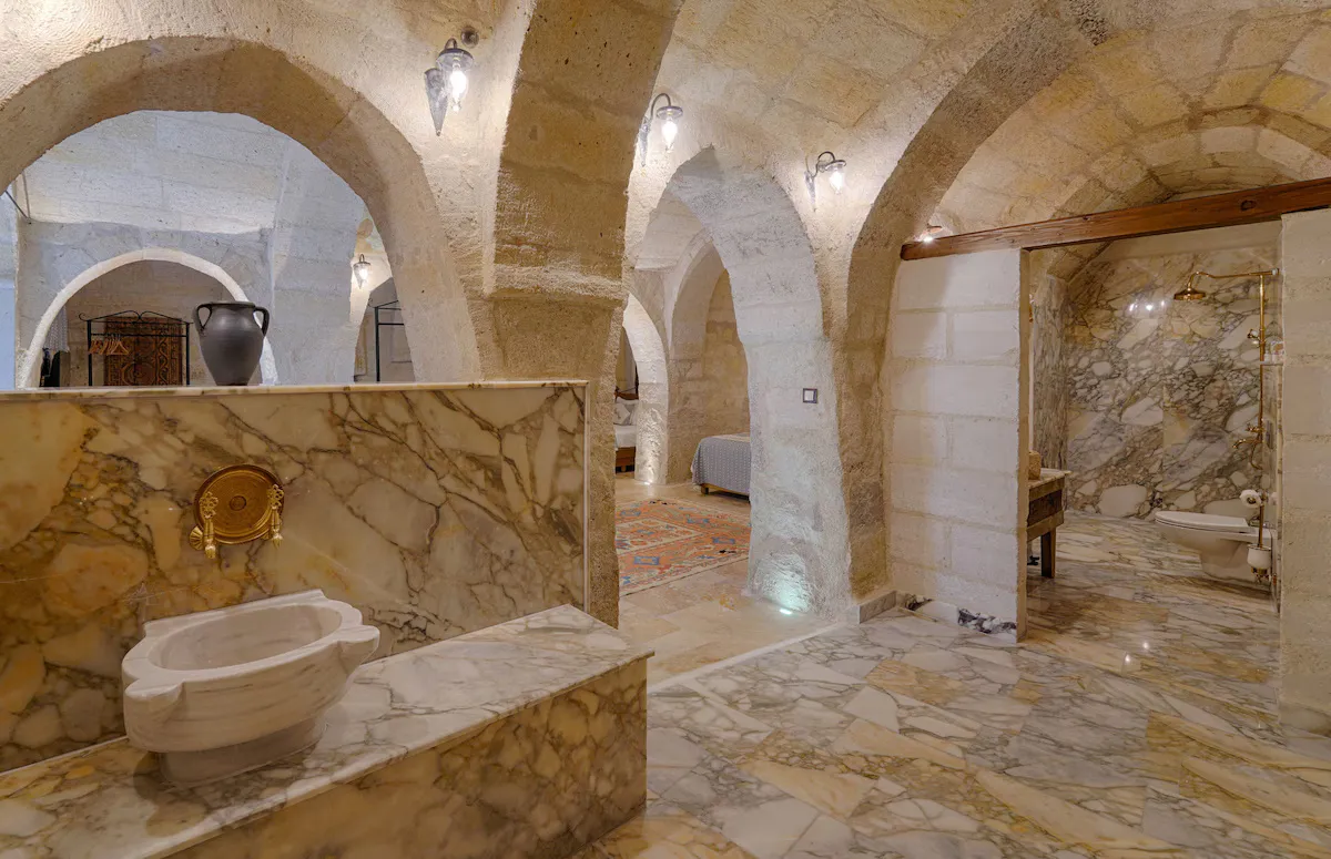 Galeri (En az 5 adet fotoğraf yüklemeniz gerekmektedir.)