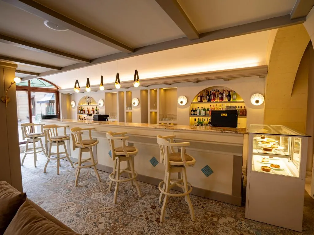 Galeri (En az 5 adet fotoğraf yüklemeniz gerekmektedir.)