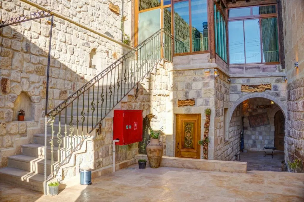 Galeri (En az 5 adet fotoğraf yüklemeniz gerekmektedir.)