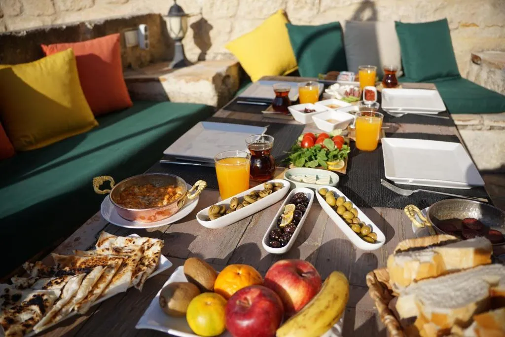 Galeri (En az 5 adet fotoğraf yüklemeniz gerekmektedir.)