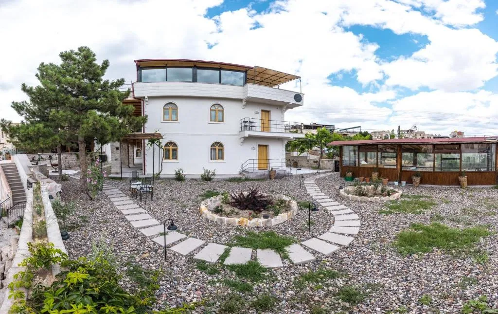 Galeri (En az 5 adet fotoğraf yüklemeniz gerekmektedir.)