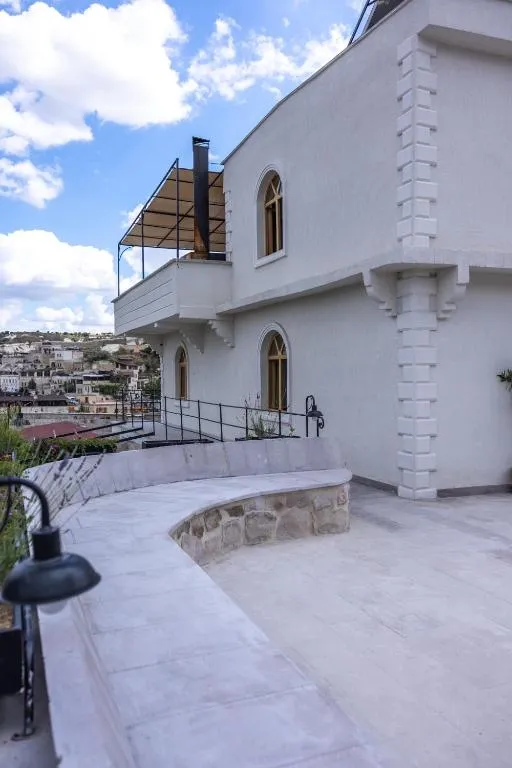 Galeri (En az 5 adet fotoğraf yüklemeniz gerekmektedir.)